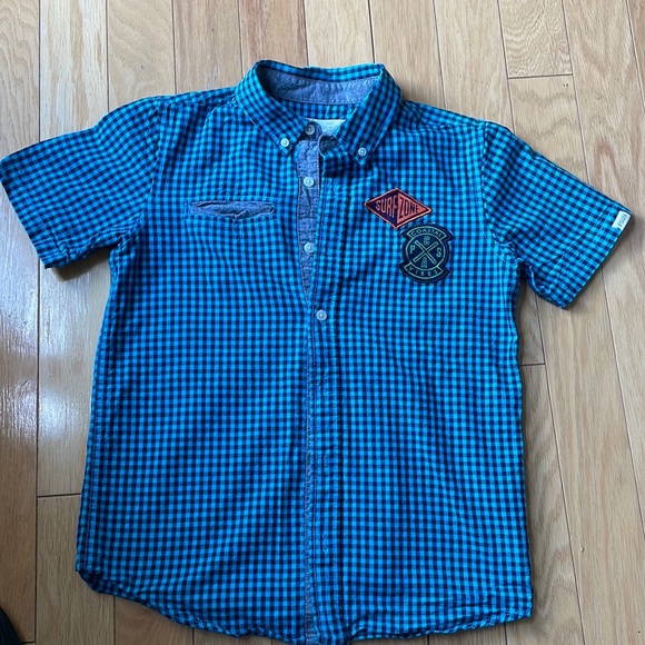 Boys button down short sleeved shirt - Picture 2 of 2